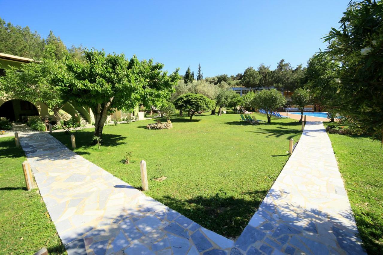 Idi Hotel زاروس المظهر الخارجي الصورة